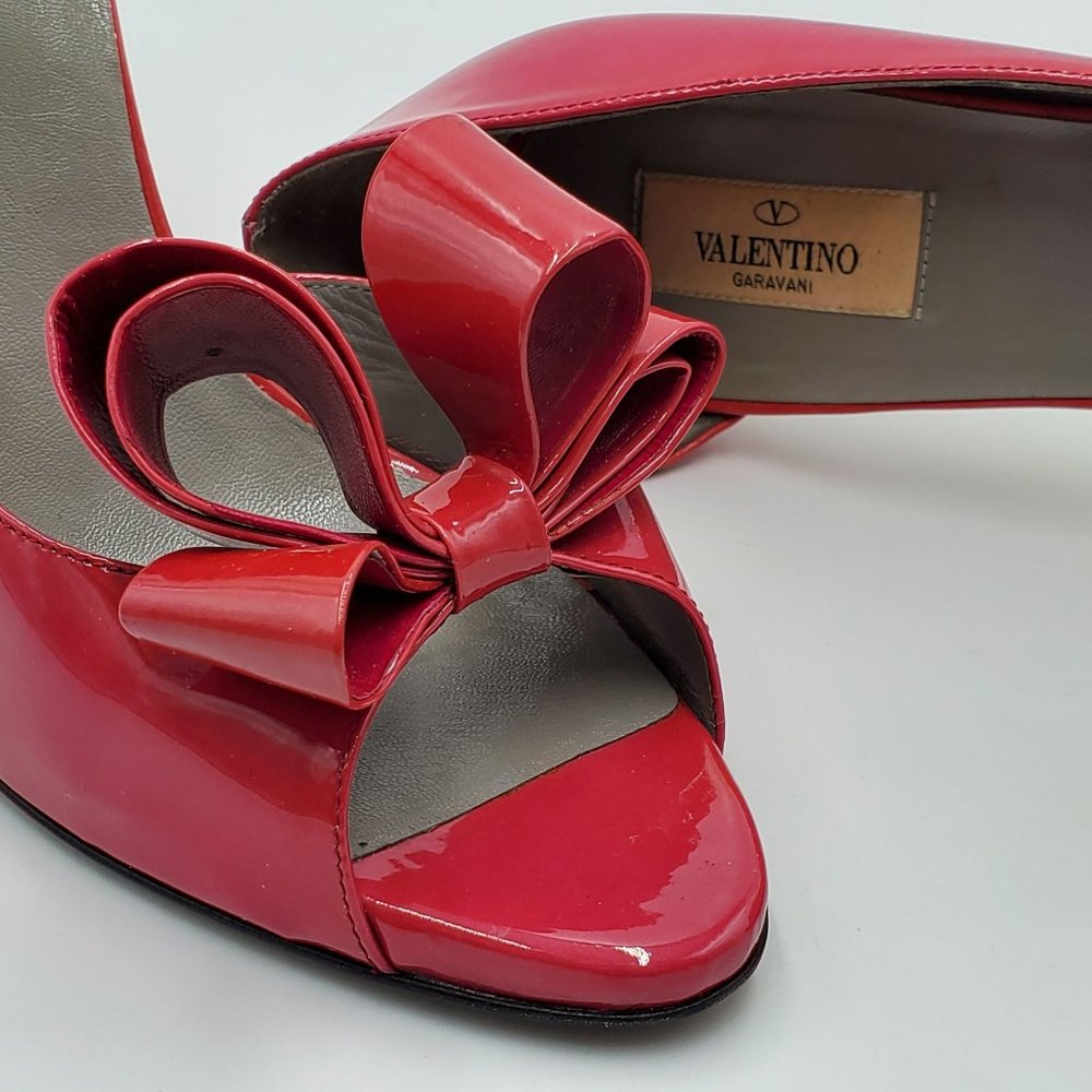 Valentino Garavani - Patent Couture Bow d'Orsay Heels